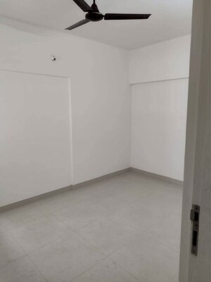 Room in 1 BHK Apartment at Gera Shrishti, Wagholi – for Rent