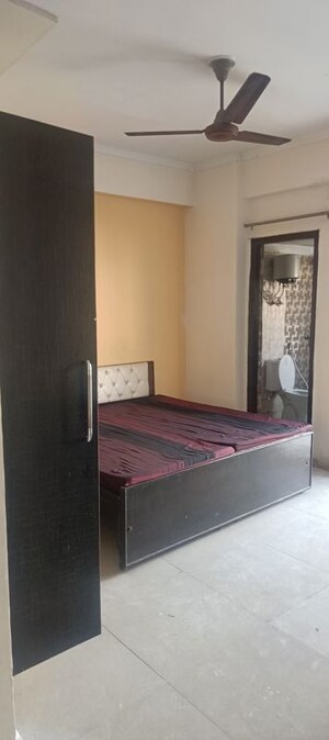 2 BHK Apartment For Rent in Aims Golf City, Sector 75