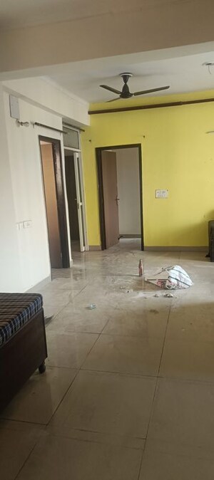 Room in 2 BHK Apartment at Aims Golf City, Sector 75 – for Rent