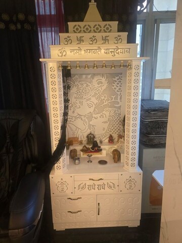 Master Bedroom in 2 BHK Apartment at BPTP Discovery Park, Sector 80 – for Rent