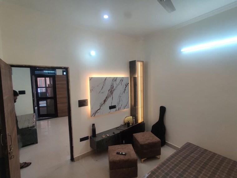Living Room, sector 6 2 Bedroom 205 Sq.Yd. Builder Floor In Sector 6 Gurgaon 10056447