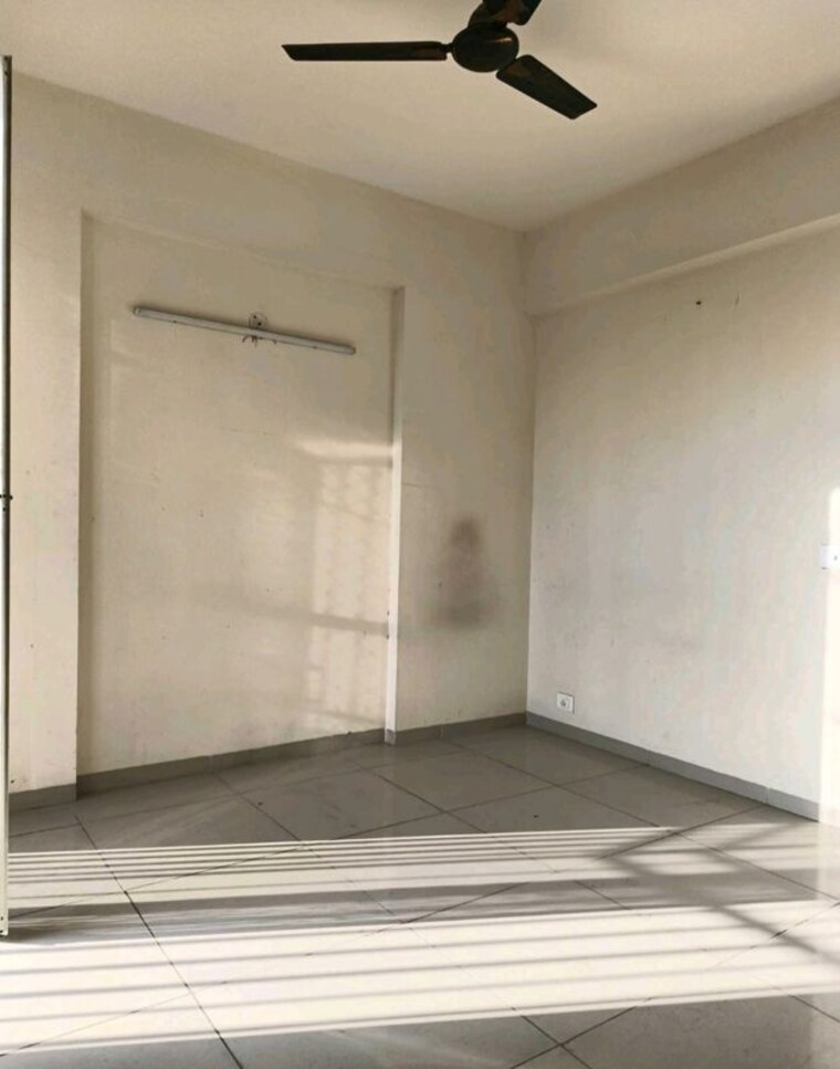 Room, wave-dream-homes 3 Bedroom 1049 Sq.Ft. Apartment In Wave City Ghaziabad 10056459