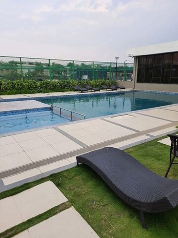 Swimming Pool in 2 BHK Apartment at Yashwin Orrizonte, Kharadi – for Rent