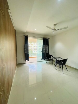 2 BHK Apartment For Rent in Goel Ganga Serio, Kharadi
