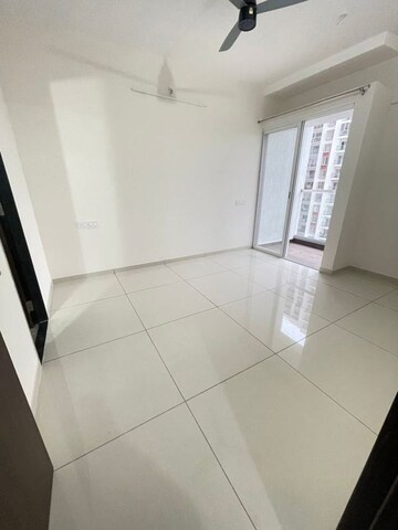 Master Bedroom in 2 BHK Apartment at Yashwin Orrizonte, Kharadi – for Rent