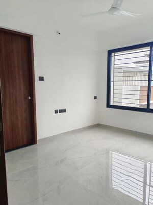 Room in 2 BHK Apartment at Unique Youtopia, Kharadi – for Rent