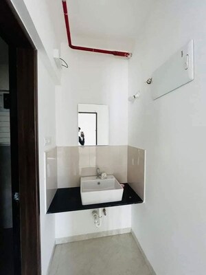 Bathroom in 2 BHK Apartment at Majestique Towers, Kharadi – for Rent