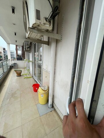 Balcony in 3 BHK Builder Floor at Sector 38 – for Rent