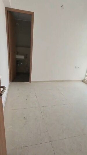 Room in 1 BHK Apartment at Lodha Upper Thane Meadows, Anjur – for Sale