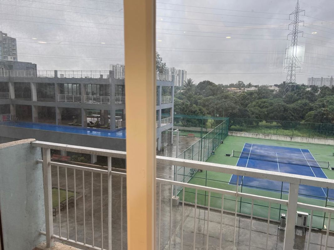 3 BHK 1500 Sq.Ft. Apartment in SJR Primecorp Blue Waters