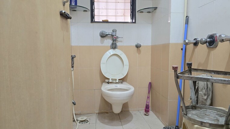 Bathroom, abrol-residency 1 Bedroom 450 Sq.Ft. Apartment In Malad West Mumbai 10056545
