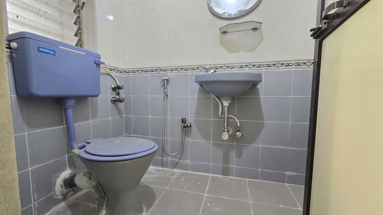 Bathroom, jyoti-castle 1 Bedroom 460 Sq.Ft. Apartment In Malad West Mumbai 10056549