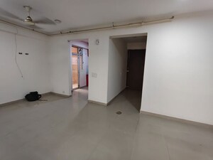 Room in 3 BHK Apartment at Nirala Greenshire, Sector 2 Greater Noida – for Rent