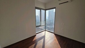 Room in 3 BHK Apartment at Piramal Mahalaxmi, Mahalaxmi – for Rent