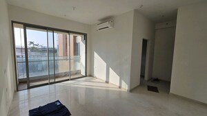 Room in 3 BHK Apartment at Piramal Mahalaxmi, Mahalaxmi – for Rent