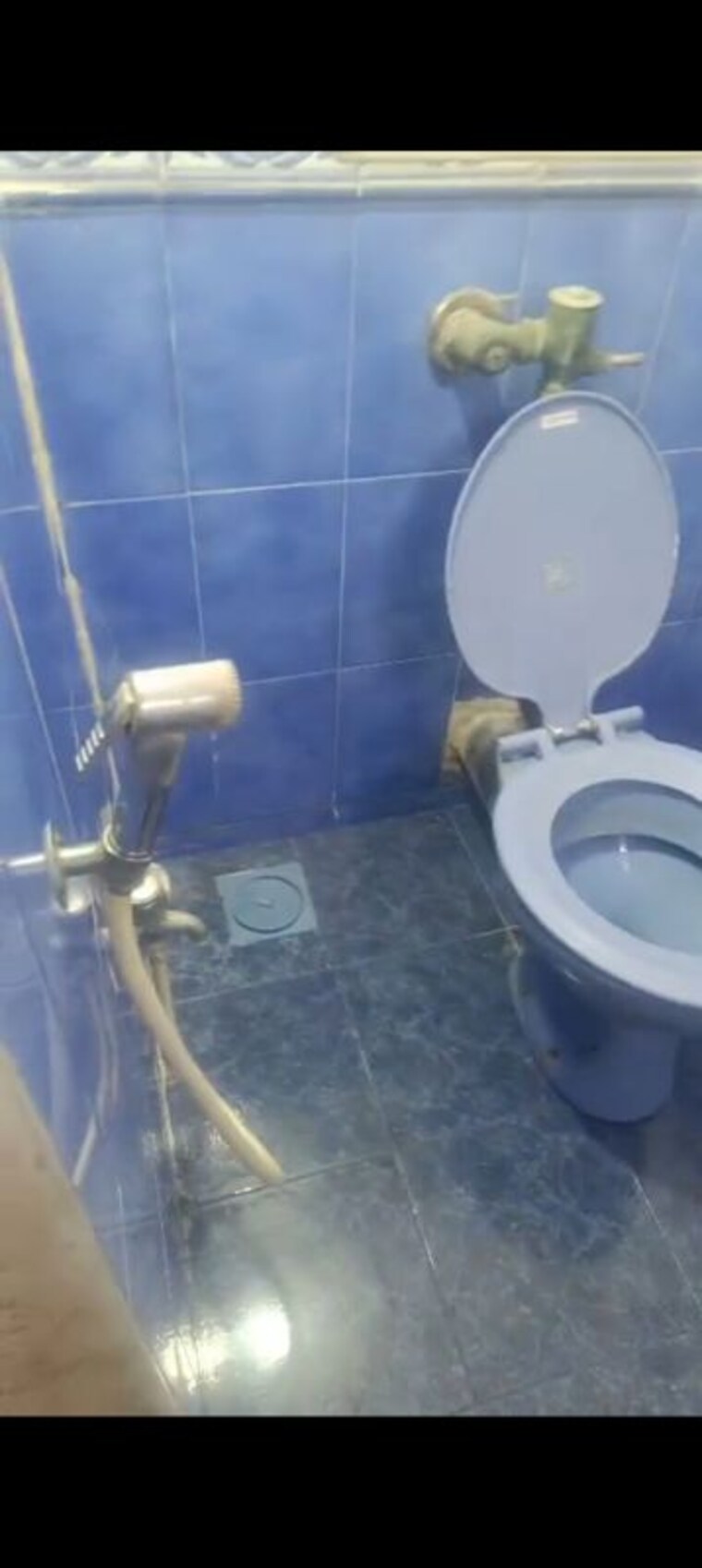 Bathroom, sher-e-punjab 2 Bedroom 750 Sq.Ft. Apartment In Andheri East Mumbai 10056582