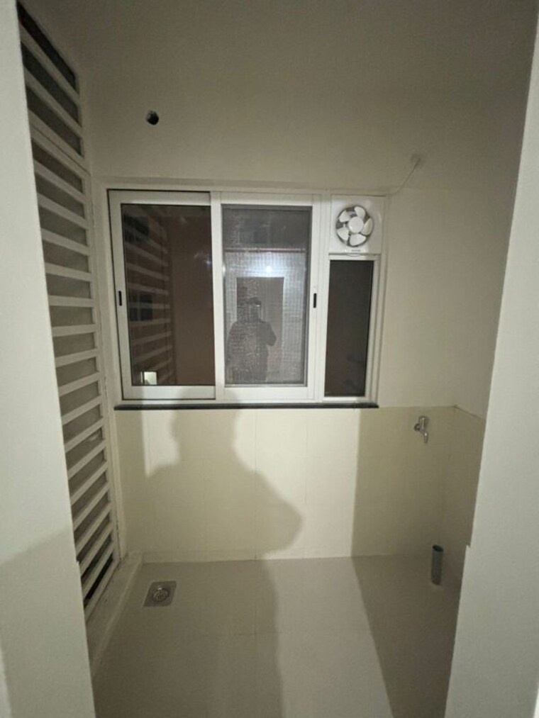 Bathroom, k-raheja-sterling 2 Bedroom 1000 Sq.Ft. Apartment In Mohammadwadi Pune 9300996