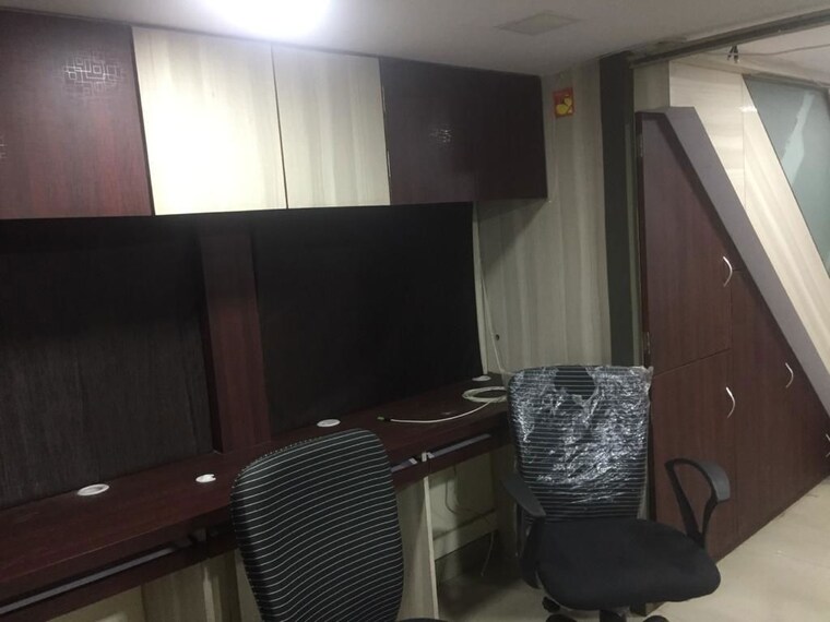 Team Area, haware-fantasia Commercial Office Space 360 Sq.Ft. In Vashi Sector 28 Navi Mumbai 10056645