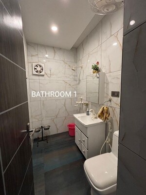 Bathroom in 2 BHK Apartment at Varun Enclave, Sector 28 – for Rent