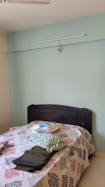 Bedroom in 2 BHK Apartment at Purva Panorama, Kalena Agrahara – for Rent