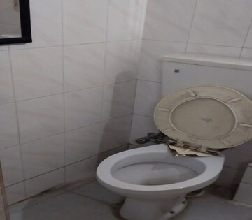 Bathroom in 2 BHK Apartment at Parel – for Rent