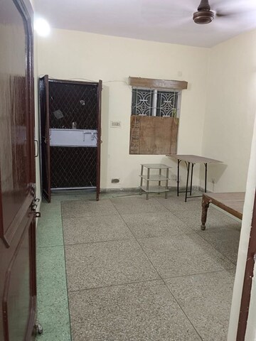 1 BHK Builder Floor For Rent in Lajpat Nagar 4