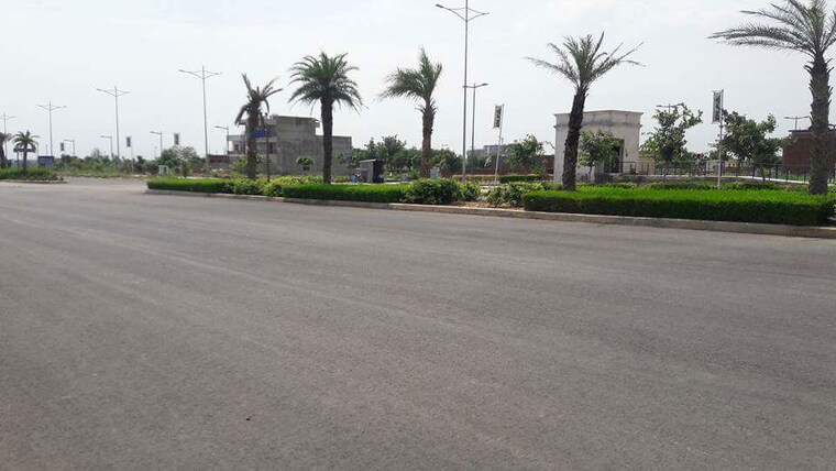  Parking, dlf-hyde-park 3.5 Bedroom 1880 Sq.Ft. Builder Floor In South Mullanpur Chandigarh 10056756