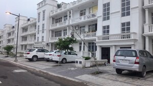 3.5 BHK Builder Floor For Sale in DLF Hyde Park, South Mullanpur