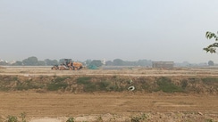 Plot For Sale in Sector 77