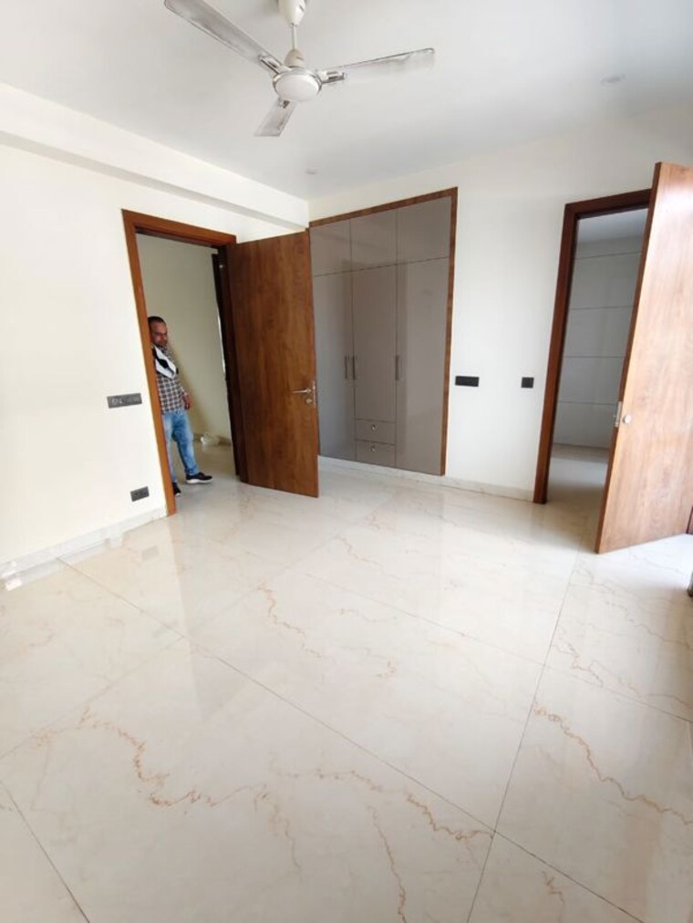 Room, sector 57 3 Bedroom 2500 Sq.Ft. Builder Floor In Sector 57 Gurgaon 10056787