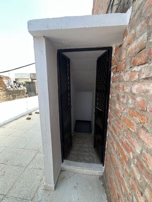 Building Lobby in 1 RK Villa at Asarwa – for Sale