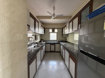 Kitchen in 3 BHK Apartment at Daseshwar Apartment, Walkeshwar – for Rent