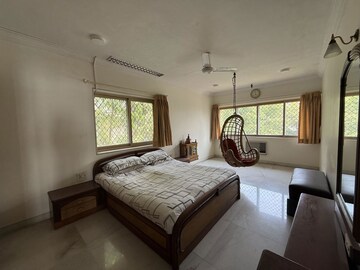 Bedroom in 3 BHK Apartment at Daseshwar Apartment, Walkeshwar – for Rent
