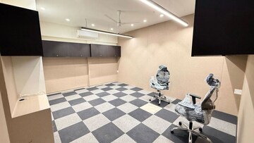  Office Space For Rent in Sola