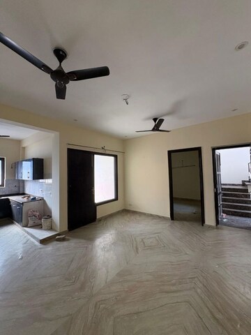 2 BHK Builder Floor For Rent in Sector 57