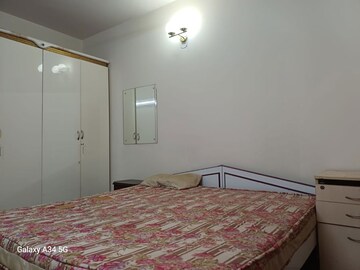 Room in 2 BHK Apartment at Marol – for Rent