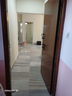 Room in 2 BHK Apartment at Marol – for Rent