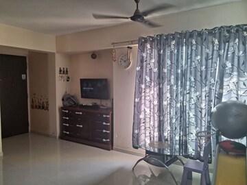 Master Bedroom in 2 BHK Apartment at Cosmos Lounge, Manpada – for Sale
