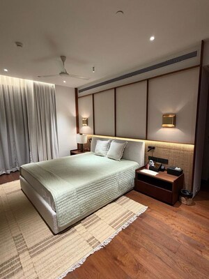 Bedroom in 4 BHK Apartment at Janata Nagar – for Rent