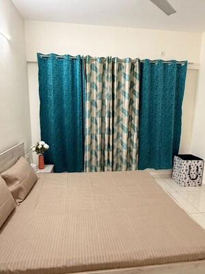 Bedroom in 2 BHK Apartment at Amanora Gold Towers, Hadapsar – for Rent