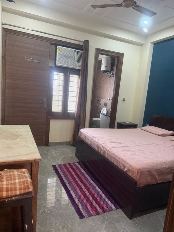 3 BHK Builder Floor For Rent in Sector 57