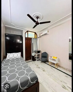 3 BHK Builder Floor For Rent in Sector 14