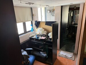 Team Area in  Office Space at Raheja Chambers, Nariman Point – for Rent