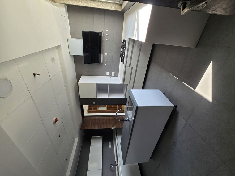 Kitchen, krrish-provence-estate 4 Bedroom 5800 Sq.Ft. Apartment In Gurgaon Faridabad Road Gurgaon 10057014