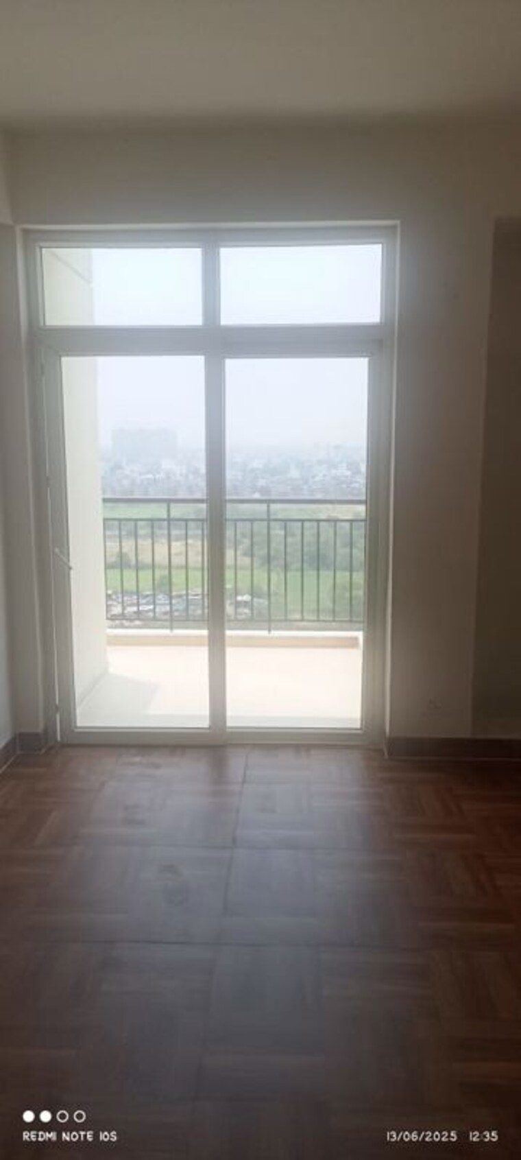Room, klj-platinum-heights 2 Bedroom 1000 Sq.Ft. Apartment In Sector 77 Faridabad 10057016