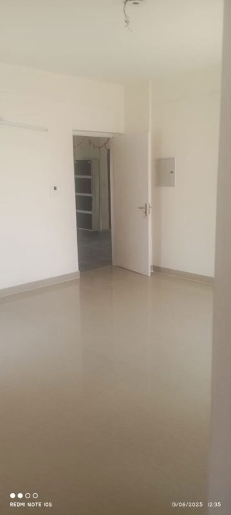 Room, klj-platinum-heights 2 Bedroom 1000 Sq.Ft. Apartment In Sector 77 Faridabad 10057016