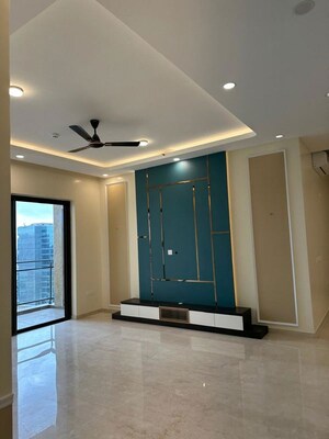 Room in 3.5 BHK Apartment at Century Ethos, Hebbal – for Rent