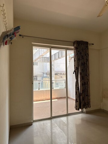 Room in 2 BHK Apartment at Shroff Signature Heights Phase I, Bhagwan Nagar – for Rent
