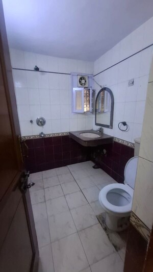 3 BHK Apartment For Rent in Sarita Vihar