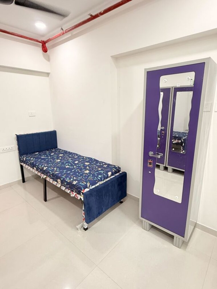 Bedroom, chembur colony Pg For Boys & Girls In Chembur Colony 10057018